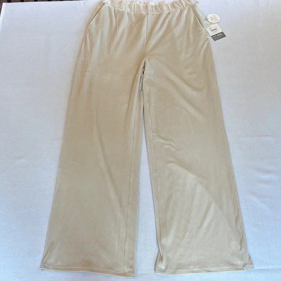 NWT Vuori Haven Pants Ribbed Wideleg Lightweight Soft Suede Women’s Size M Cream - Picture 5 of 15